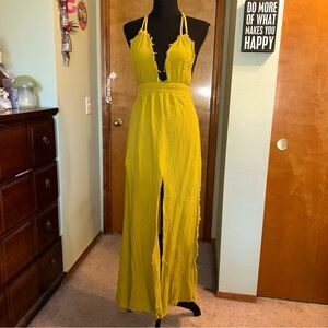 New Mission yellow backless halter dress size S crinkle cotton multiple slits
